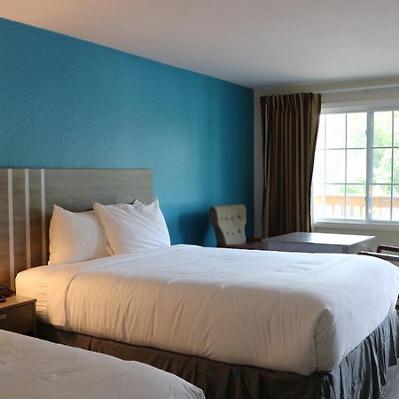 Sunbird Cape Cod Resort เวสต์ ยาร์มัธ ภายนอก รูปภาพ