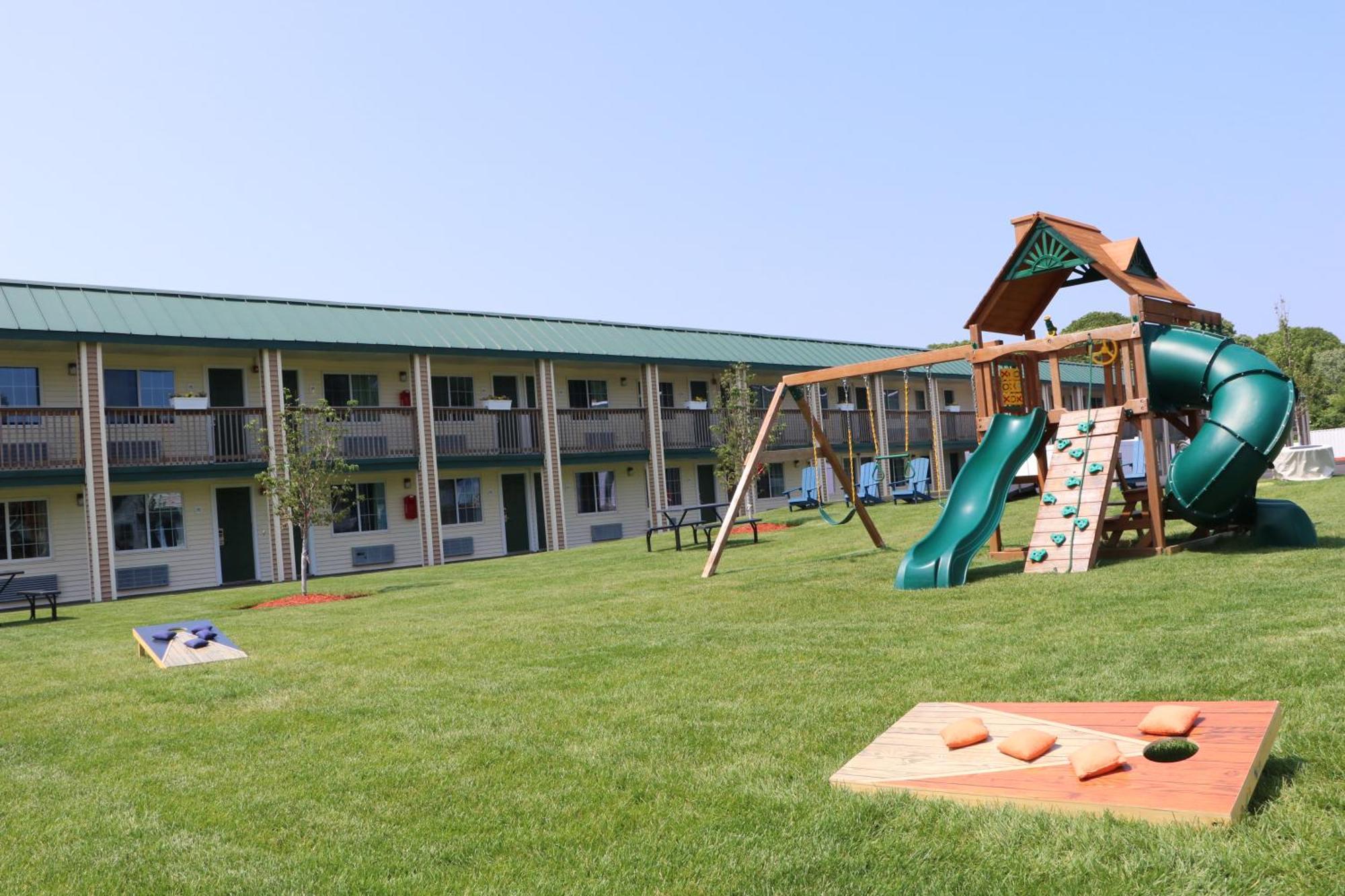 Sunbird Cape Cod Resort เวสต์ ยาร์มัธ ภายนอก รูปภาพ